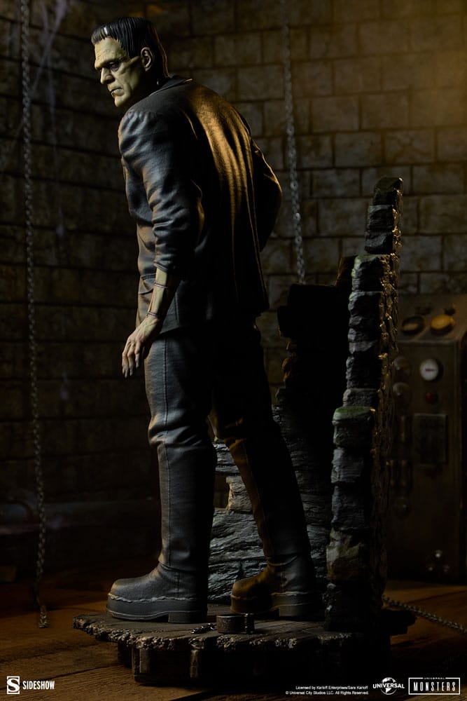 Frankenstein Premium Format Statue Frankenstein 57 cm