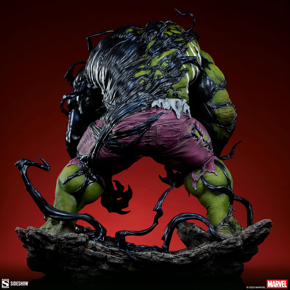 Marvel Premium Format Statue Venomized Hulk 63 cm