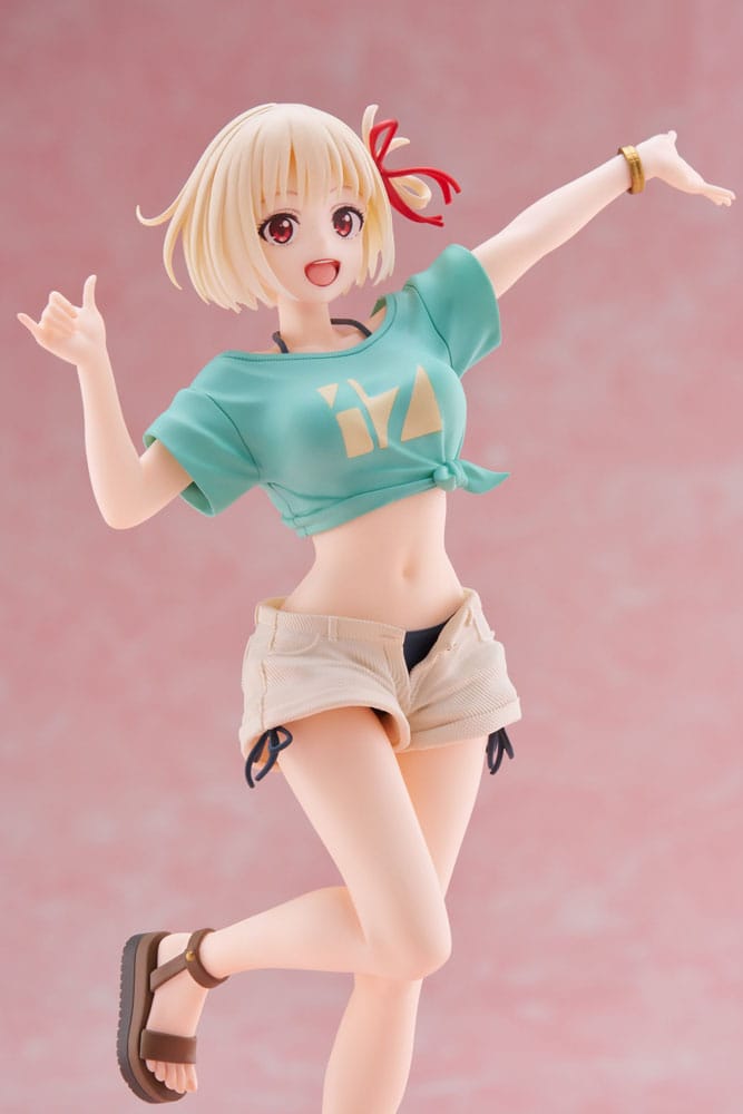 Lycoris Recoil Coreful Statua in PVC Chisato Nishikigi Hawaiian Ver. 18 centimetri
