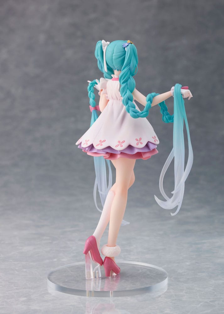 Statua in PVC di Hatsune Miku Hatsune Miku Wonderland Rapunzel Ver. 18 centimetri