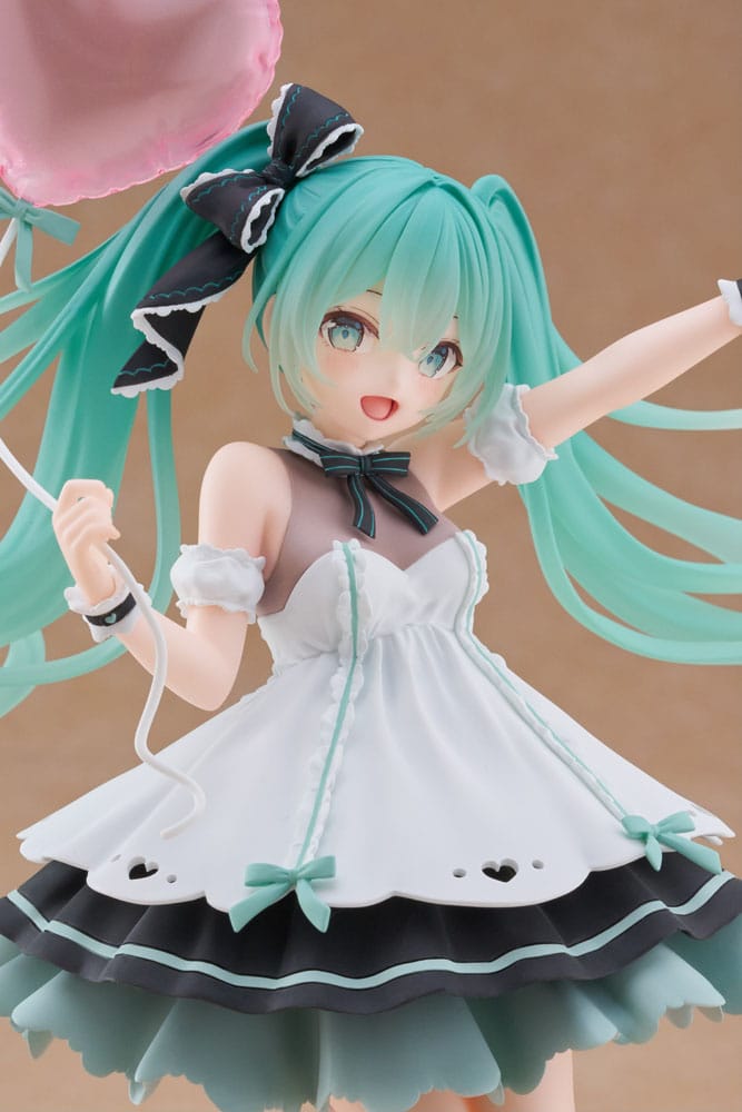 Hatsune Miku AMP+ PVC Statue Statue Hatsune Miku Birthday 2025 Party Ver. 21 cm