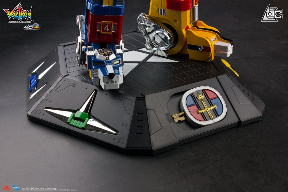 Voltron Action Figure Gift Set 40th Anniversary Collector's Edition 27 cm