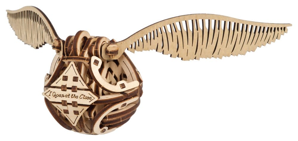 Harry Potter Wooden Model Kit Golden Snitch