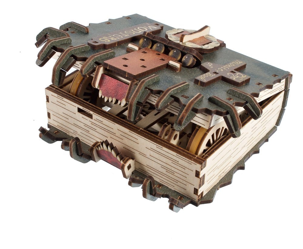 Harry Potter Wooden Model Kit The Monster Book of Monsters