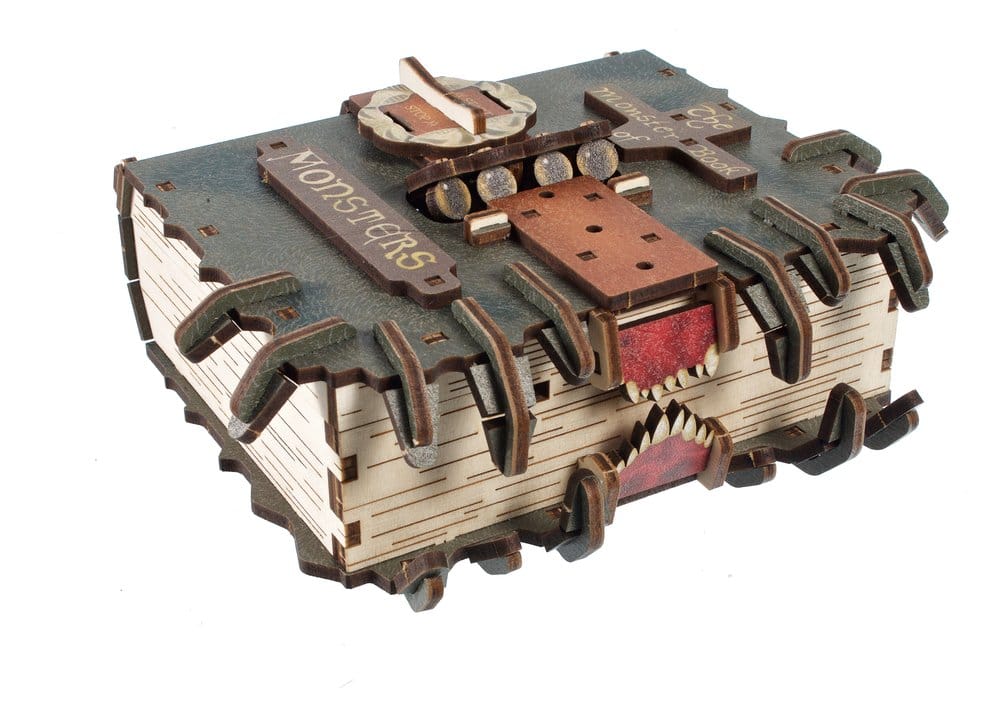 Harry Potter Wooden Model Kit The Monster Book of Monsters