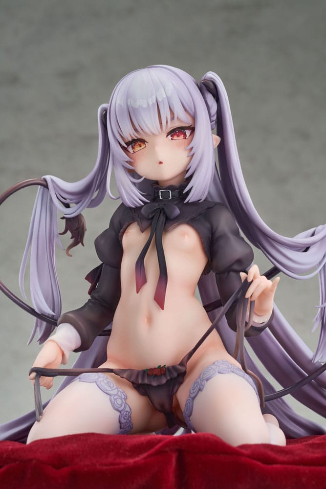 Original Character PVC Statue 1/6 Chloe Illustrated by Tamanokedama 18cm