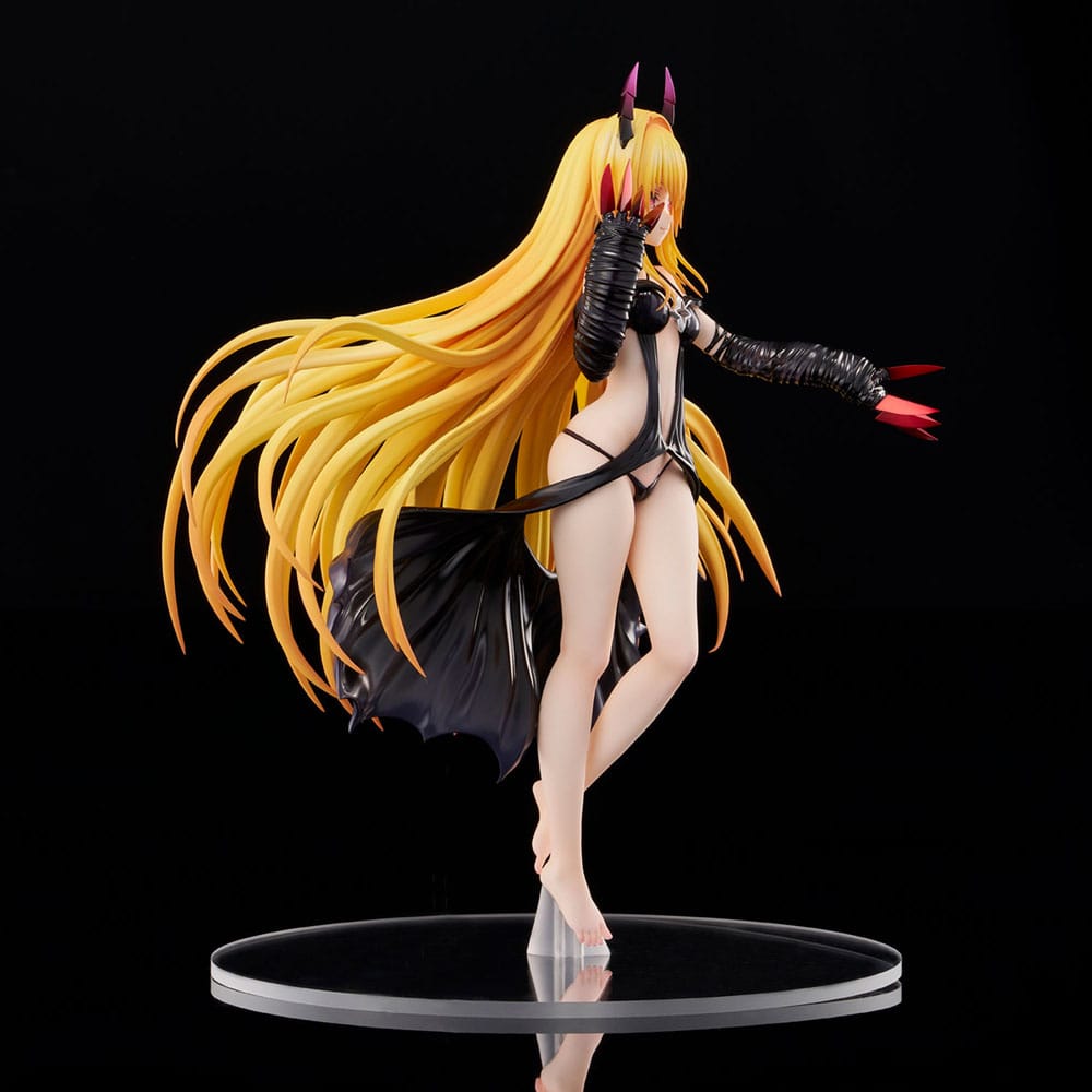 Statua in PVC To Love-Ru Darkness 1/6 Golden Darkness Darkness Ver. 30 centimetri