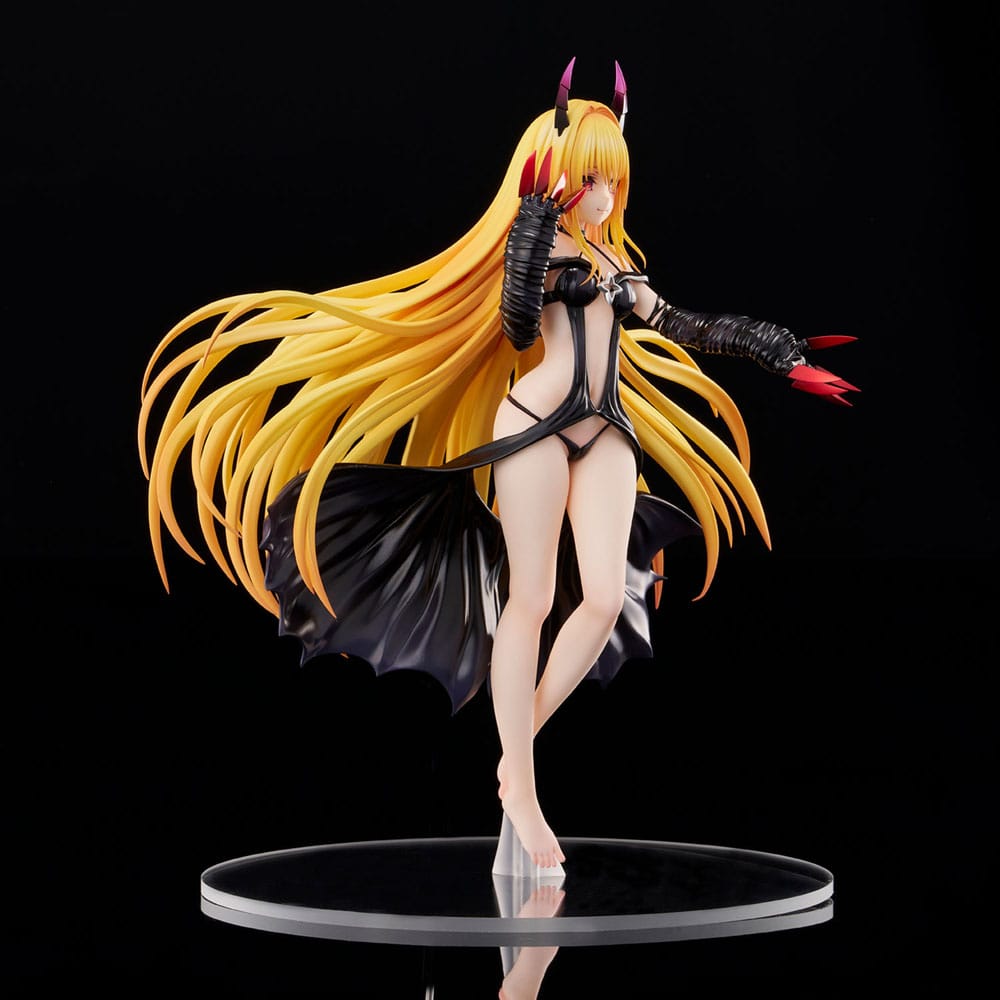 Statua in PVC To Love-Ru Darkness 1/6 Golden Darkness Darkness Ver. 30 centimetri