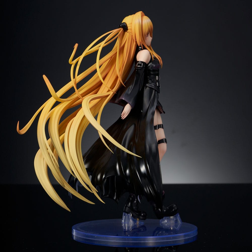 To Love-Ru Darkness PVC Statue 1/6 Golden Darkness Black Trance Version 20 cm
