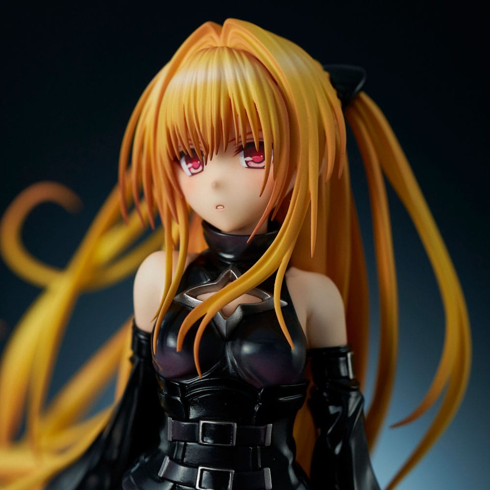 To Love-Ru Darkness PVC Statue 1/6 Golden Darkness Black Trance Version 20 cm