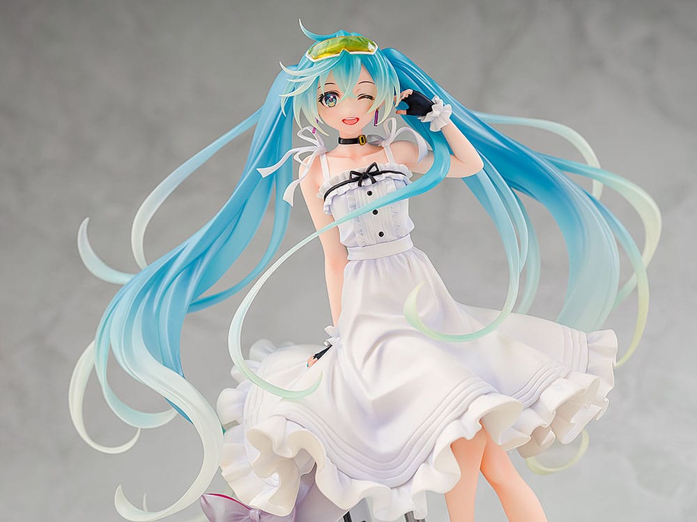 Hatsune Miku GT Original Project PVC Statue 1/7 Vacation Style Ver. 24 cm