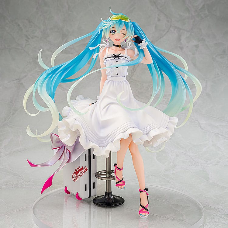 Hatsune Miku GT Original Project PVC Statue 1/7 Vacation Style Ver. 24 cm