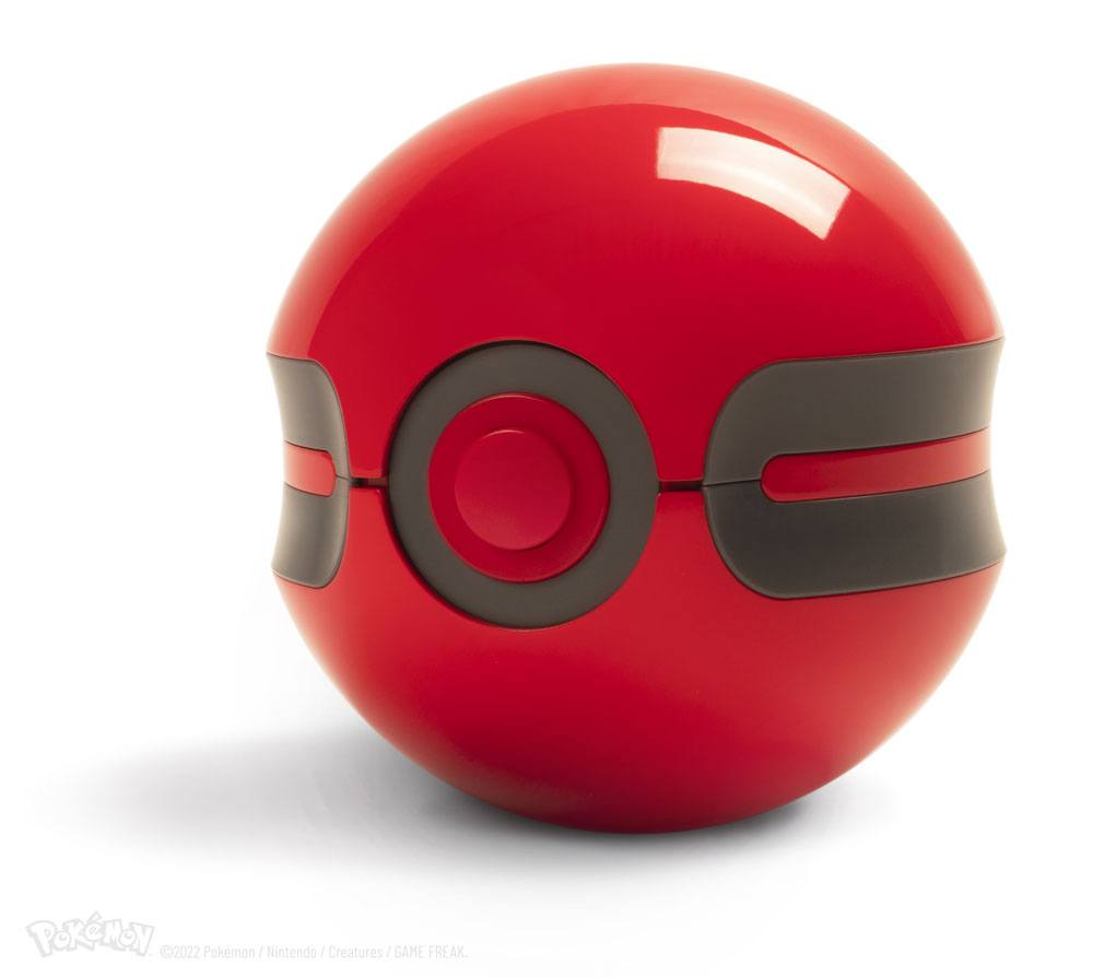 Replica pressofusa della Cherish Ball di Pokémon