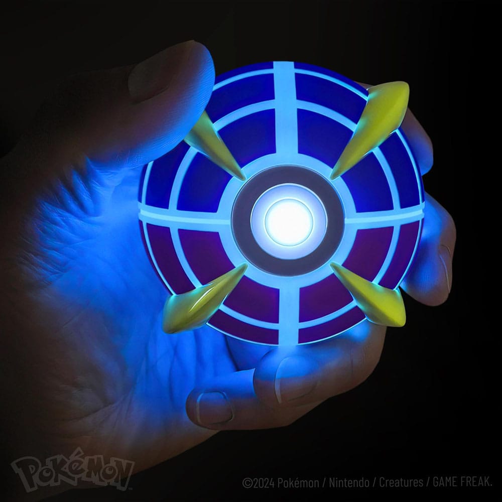 Replica pressofusa della Pokémon Beast Ball