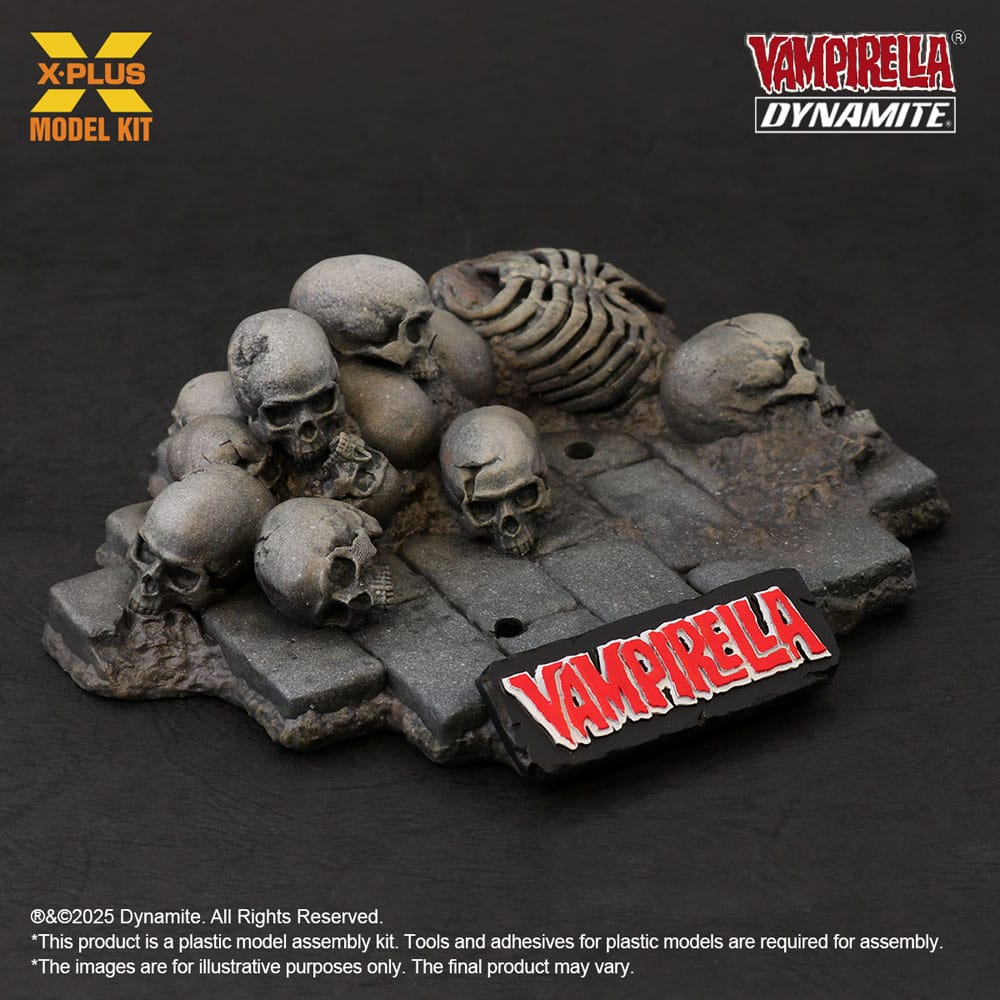 Vampirella Plastic Model Kit 1/8 Vampirella 3.0 Jose Gonzales Edition 23 cm